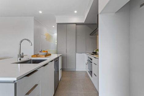 Photo of property in 84 Symes Drive, Red Beach, 0932