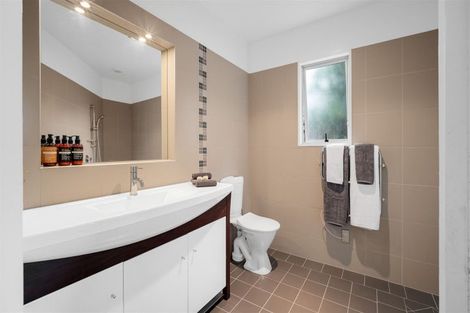 Photo of property in 51 Croziers Road, St Albans, Christchurch, 8052