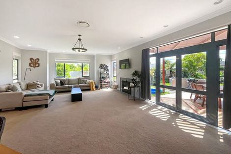 Photo of property in 6 Balmoral Drive, Terrace End, Palmerston North, 4410