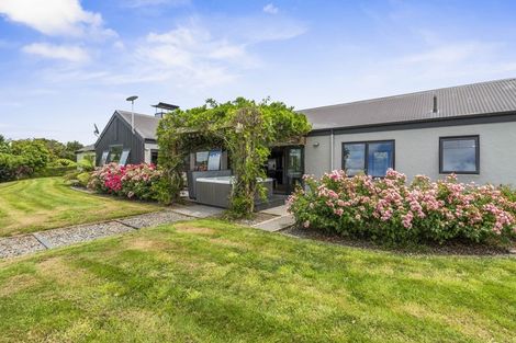 Photo of property in 28 Atkins Lane, Hamurana, Rotorua, 3097