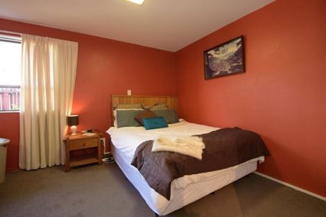 Photo of property in 25 Avalon Crescent, Fernhill, Queenstown, 9300