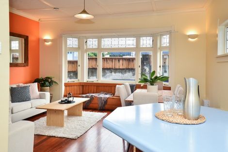 Photo of property in 24 Te Aroha Street, Hamilton East, Hamilton, 3216