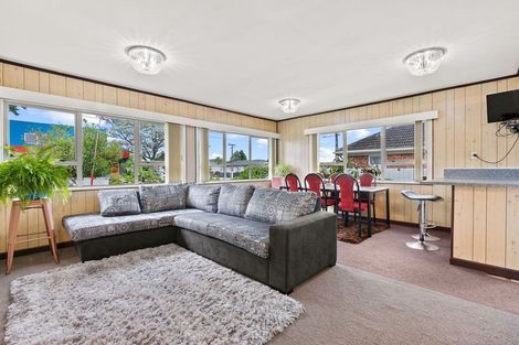 Photo of property in 57 Settlement Road, Papakura, 2110