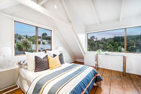 Photo of property in 1/143 Balmain Road, Birkenhead, Auckland, 0626