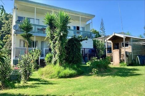 Photo of property in 35 Tahuna Road, Paihia, 0200