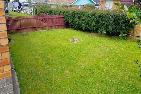 Photo of property in 1/70 Great South Road, Papakura, 2110