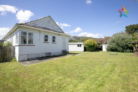 Photo of property in 6 Bryant Grove, Taita, Lower Hutt, 5011