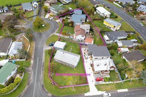 Photo of property in 3 Ballial Place, West Harbour, Auckland, 0618