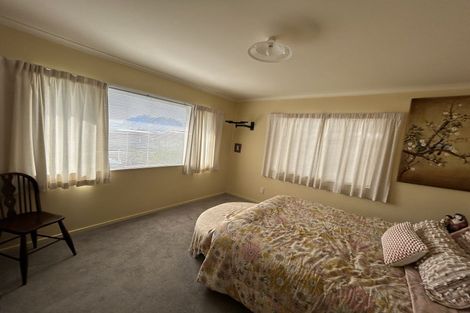 Photo of property in 40 Capell Avenue, Lake Hawea, 9382