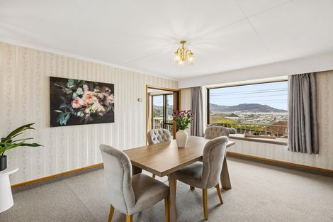 Photo of property in 32 Bangor Terrace, Kew, Dunedin, 9012
