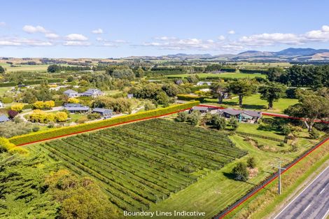 Photo of property in 1 Campbell Drive, Martinborough, 5711