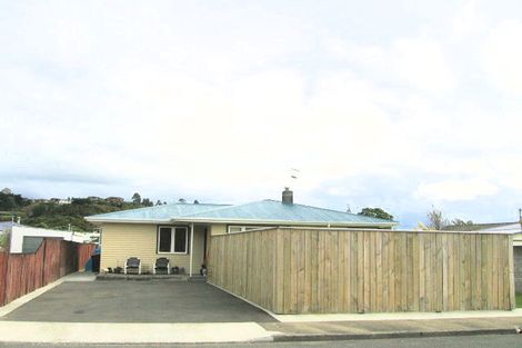 Photo of property in 19 Mountbatten Grove, Clouston Park, Upper Hutt, 5018