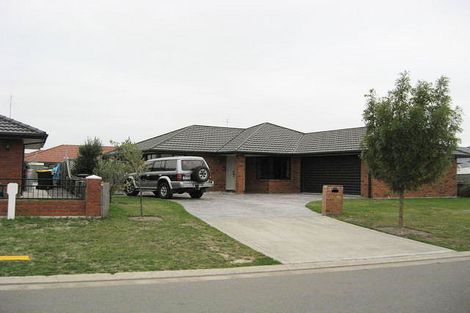 Photo of property in 18 Markham Way, Rolleston, 7614