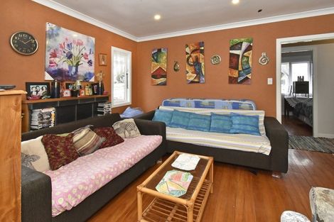 Photo of property in 29 Halsey Road, Manurewa, Auckland, 2102