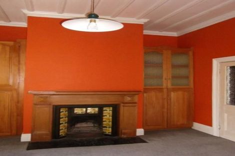 Photo of property in 17 Cameron Road, Bluff Hill, Napier, 4110