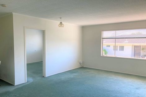 Photo of property in 2/30 Gowing Drive, Meadowbank, Auckland, 1072