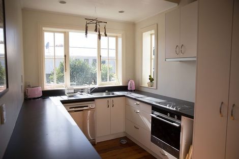 Photo of property in 6 Main Street, Greytown, 5712