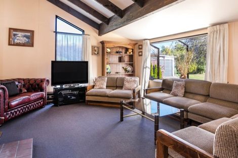 Photo of property in 76 Kinloch Road, Kinloch, Taupo, 3377