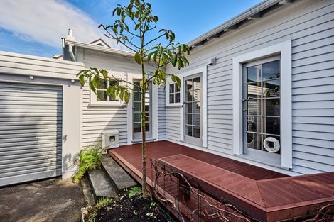 Photo of property in 1/62 Totara Crescent, Woburn, Lower Hutt, 5011