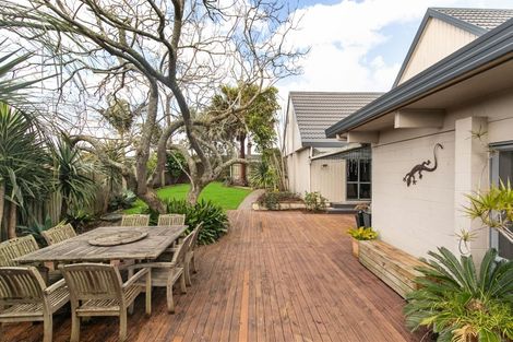 Photo of property in 1 Yacht Place, Bucklands Beach, Auckland, 2012