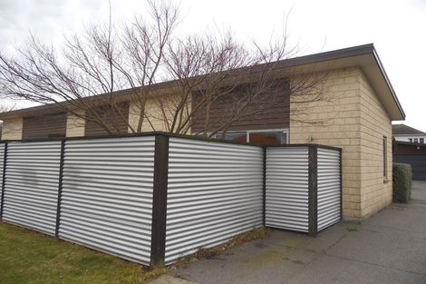 Photo of property in 10 Paeroa Street, Riccarton, Christchurch, 8041