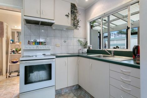 Photo of property in 8 Station Street, Tirau, 3410