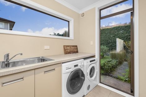 Photo of property in 3 Hinau Road, Karaka, Papakura, 2113