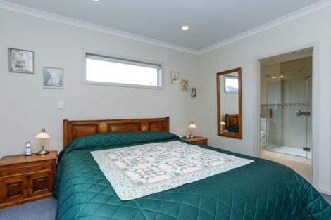 Photo of property in 50 Kapiti Drive, Poraiti, Napier, 4112