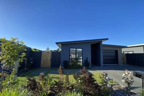Photo of property in 11 Pioneer Crescent, Omokoroa, 3114