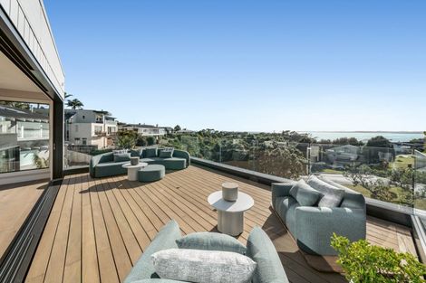 Photo of property in 52 Beach Road, Castor Bay, Auckland, 0620