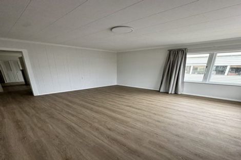 Photo of property in 4 Miles Crescent, Wainuiomata, Lower Hutt, 5014