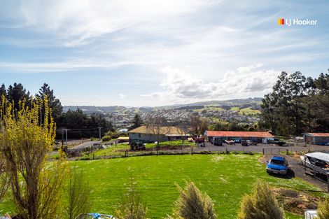 Photo of property in 27 Church Hill Road, Green Island, Dunedin, 9018