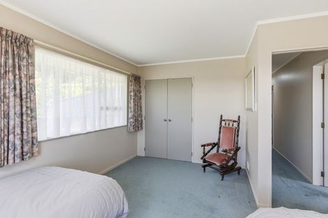 Photo of property in 2 Sunset Terrace, Waikanae Beach, Waikanae, 5036