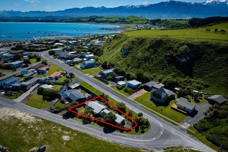 Photo of property in 1 Kaka Road, South Bay, Kaikoura, 7300