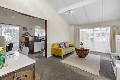 Photo of property in 15a Streatlam Crescent, Strathmore Park, Wellington, 6022