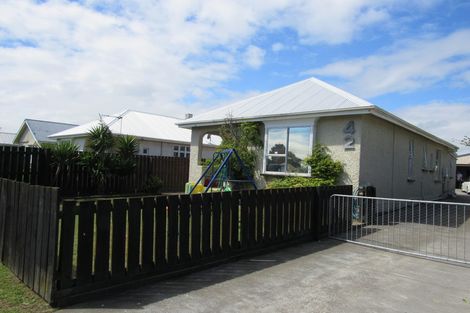 Photo of property in 42 Waihi Road, Hawera, 4610