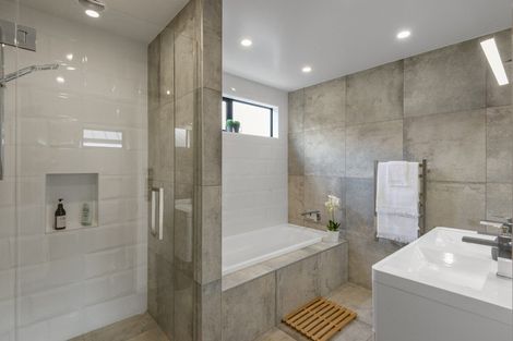 Photo of property in 5 Kawharu Street, Marshland, Christchurch, 8083