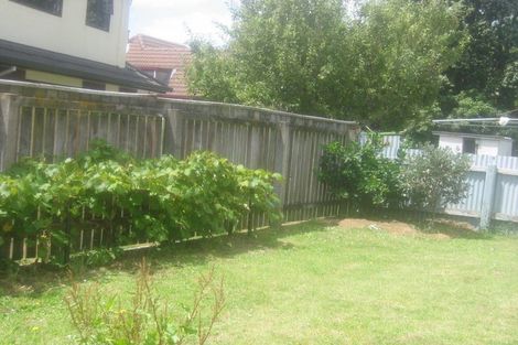 Photo of property in 14 Freyberg Street, Roslyn, Palmerston North, 4414