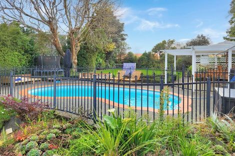 Photo of property in 27 Marina Grove, Hutt Central, Lower Hutt, 5010