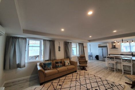 Photo of property in 73 Churchill Street, Kaikoura, 7300