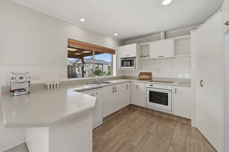 Photo of property in 18 Lasiandra Place, Mount Maunganui, 3116