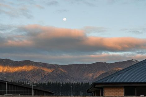 Photo of property in 12 Teal Place, Lake Hawea, Wanaka, 9382