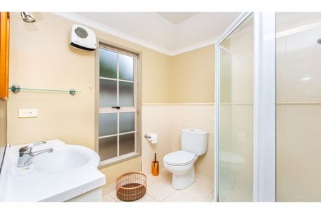 Photo of property in 18 Roderick Place, Rototuna, Hamilton, 3210