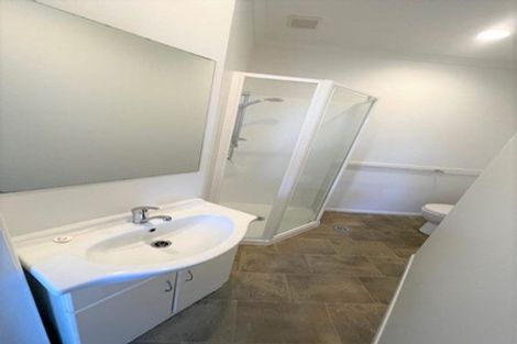 Photo of property in 8a Mount View Road, Melville, Hamilton, 3206