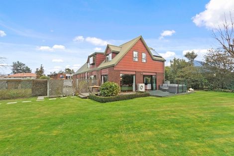 Photo of property in 16 Waitikiri Drive, Parklands, Christchurch, 8083