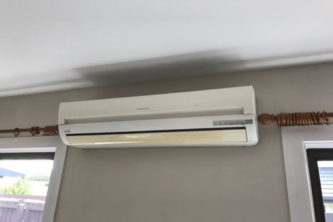 Photo of property in 39 Woodbury Street, Avonhead, Christchurch, 8042