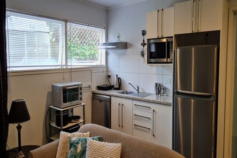 Photo of property in 43 Sharon Road, Waiake, Auckland, 0630