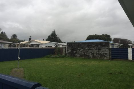 Photo of property in 16 Heather Street, Levin, 5510