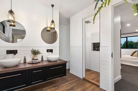 Photo of property in 16 Fendalton Road, Fendalton, Christchurch, 8014