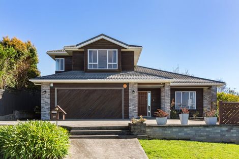 Photo of property in 10 James Cook Drive, Whitby, Porirua, 5024